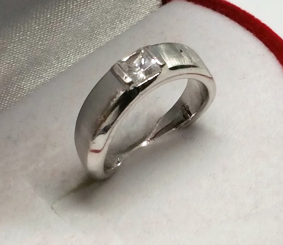16.1 Mm Silver Ring Silver 925 Crystal Vintage Elegant SR957 16.1 Mm Silver Ring Silver 925 Crystal Vintage Elegant SR957