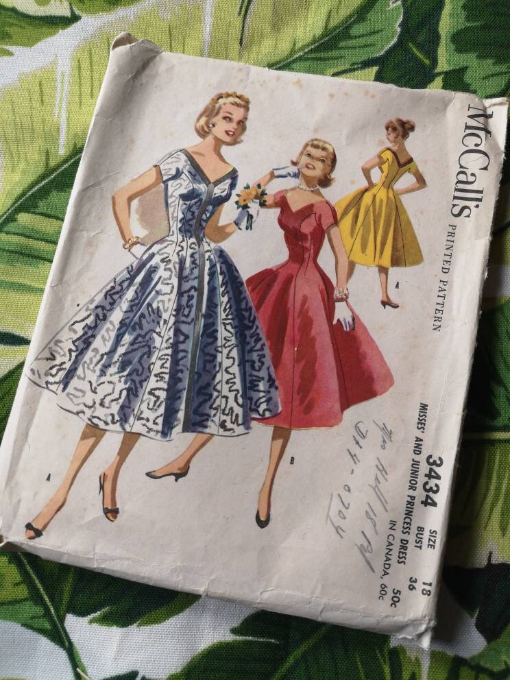 junior princess dresses