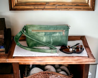 Vintage Coach Hamptons Soho 7463 Green Leather Shoulder Hobo