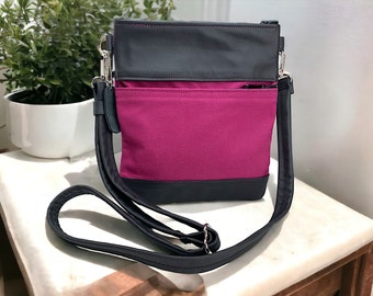 Canvas and leather crossbody bag