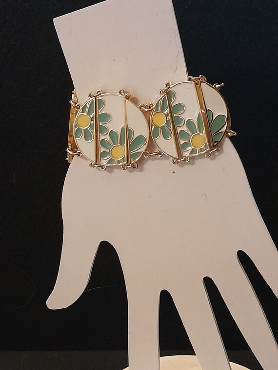 Vintage Enamel Flower Link Bracelet Teal, gold, wh