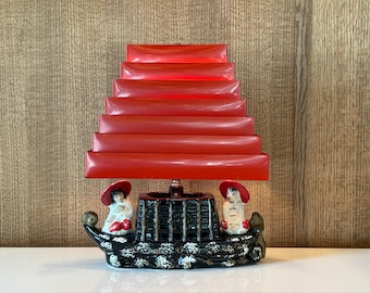 1950s Premco Boat Scene Table Top Lamp with Original Steel Venetian Shade