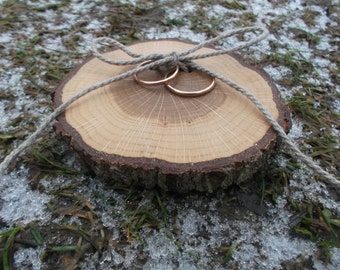 Wood Wedding Ring Bearer Slice, Rustic Wooden Ring Holder, Rustic Ring Bearer Pillow, Wedding Wood Slice, Wedding Decor, Wood Wedding Decor