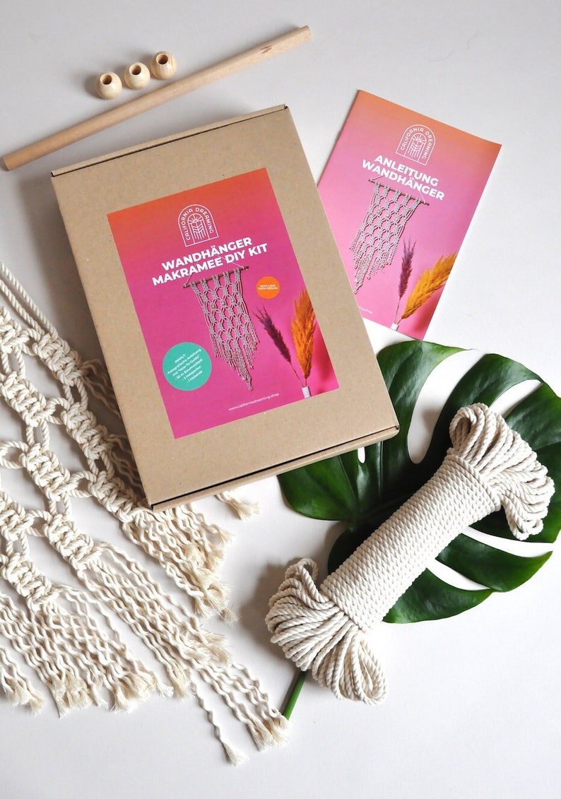 DIY Wall Hanging Kit, Macramé Kit for Beginners, Learn to Make Macramé, Macrame Doityourself