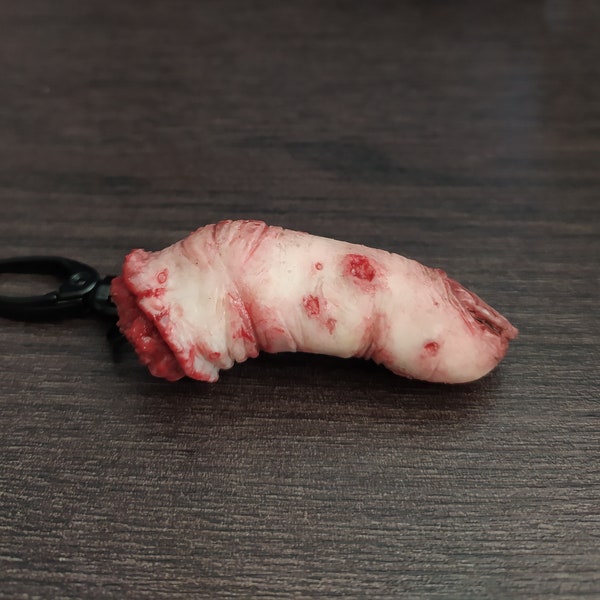 Severed Finger Index Gore Bloody Zombie Human Parts Platinum Silicone Keychain Keys Horror Halloween Dead Flesh Experiment Sinister Creepy