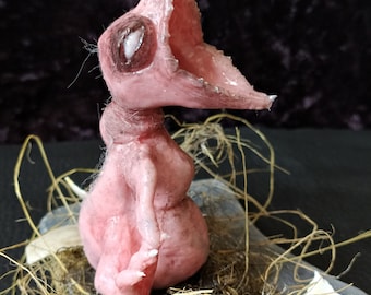 Chick from Hell, Birds, Chicken, Platinum Silicone, animales raros, figura sobre base de resina