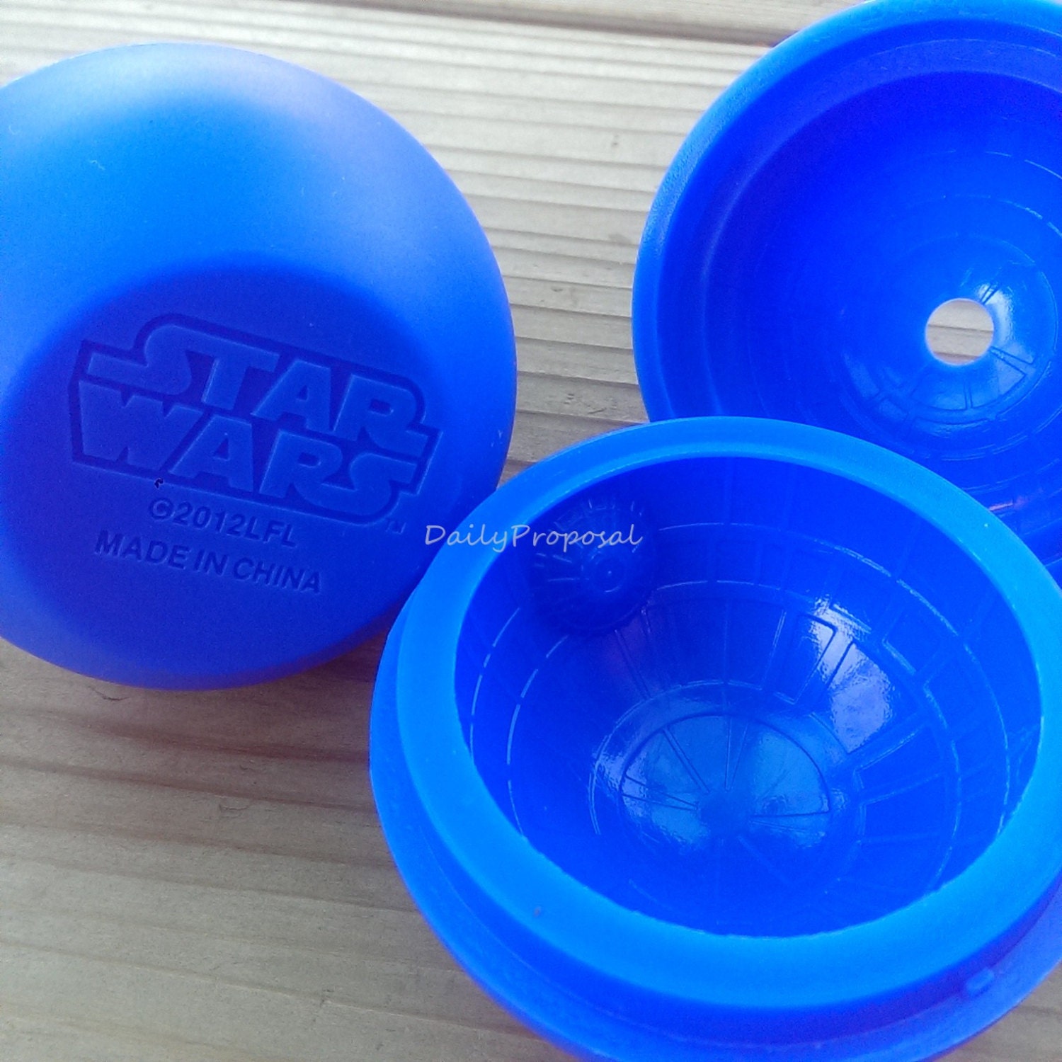 Death Star Wars Ice Cube Molds Tray, Ice Maker