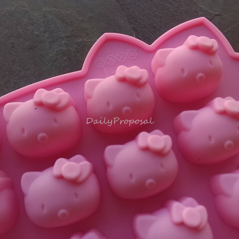 16 Cavity Hello Kitty Silicone Mold Bakeware Baking Cake Etsy
