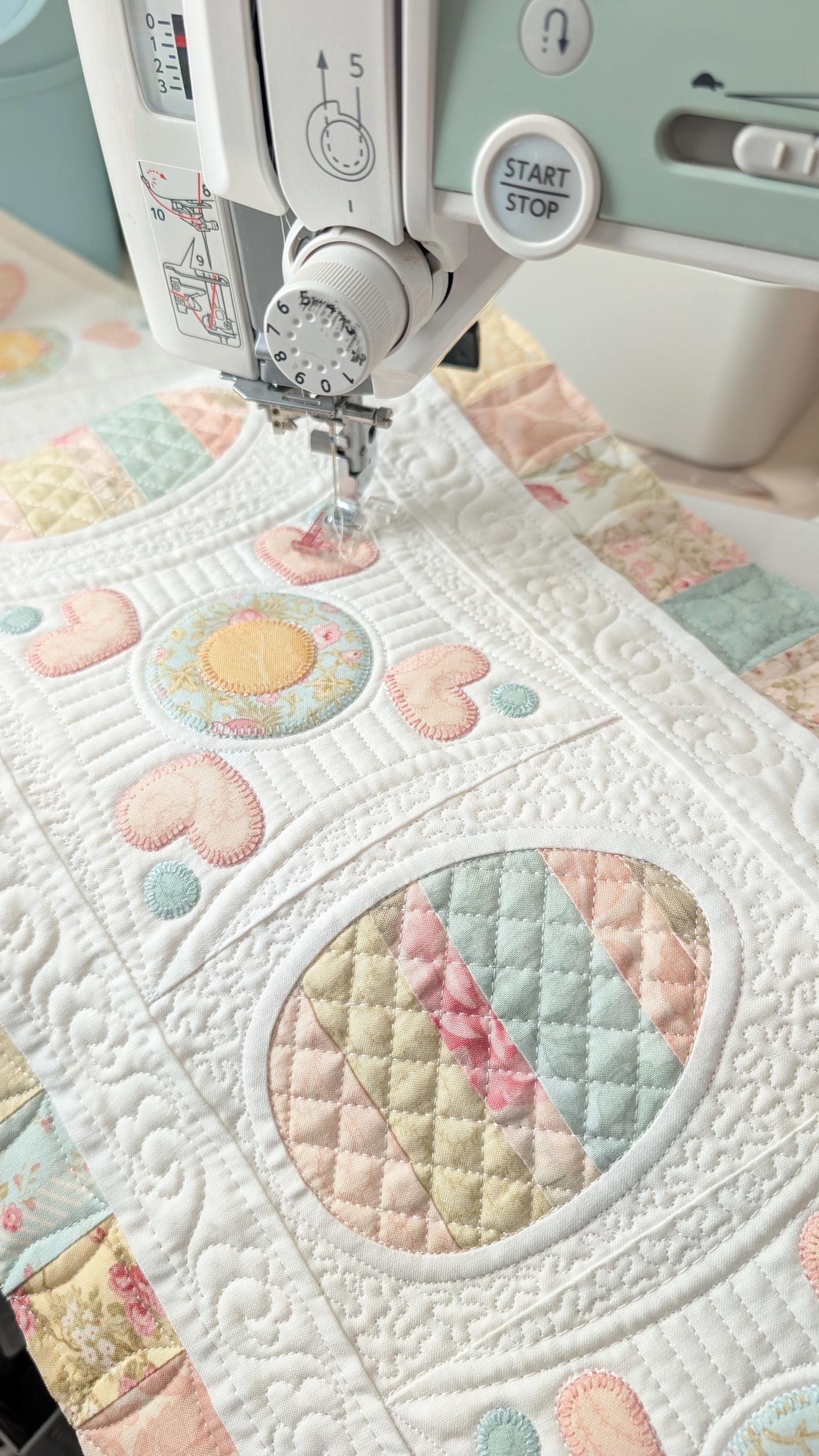 Easter Floral Egg Scrap Quilt Table Runner Pattern (PDF Digital) - Etsy