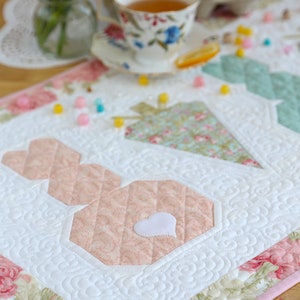 Easter Bunny Carrot Quilt Table Runner Pattern (PDF Digital) - Etsy