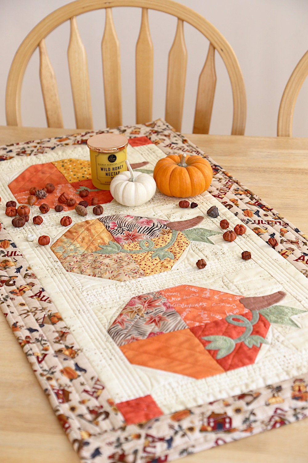 Pumpkin Quilt Table Runner Pattern, Thanksgiving Autumn Decor (PDF ...
