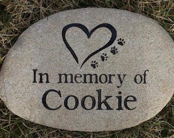 Piedra conmemorativa grabada para mascotas: Roca de jardín personalizada