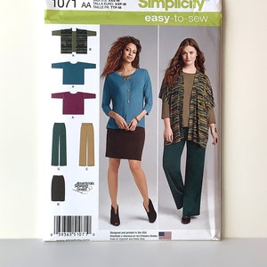 UNCUT Simplicity 1071 / S0362 Sewing Pattern. Misses&#39; Knit Skirt, Pants, and Loose Fitting Top and Vest. Casual Business Wear.