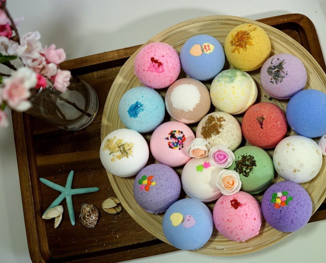 Pack of 8 Bath Bombs 4.5 oz Each Large Fizzy Assorted Colors & | Etsy