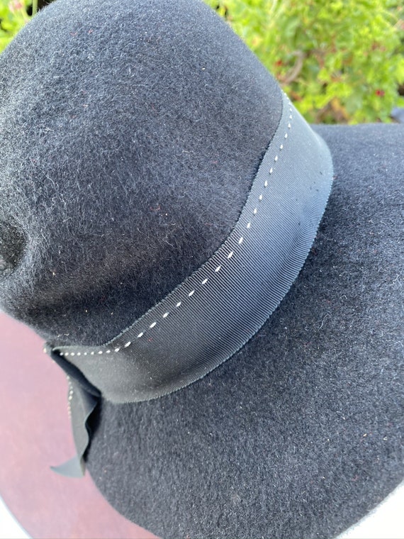 1940's Black Wool Tilt Hat with Grosgrain Ribbon … - image 6