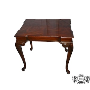 Vintage Ethan Allen Burl Mahogany Queen Anne Style Table w/Carved Claw Foot