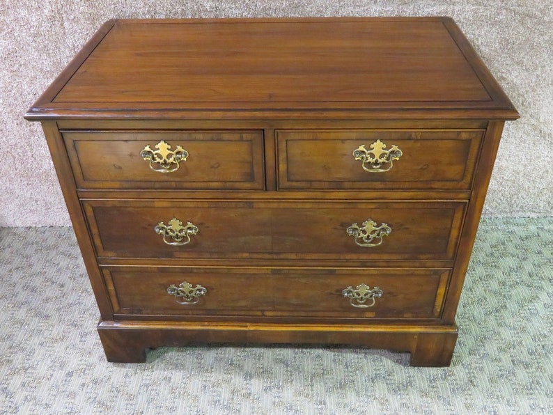English Edwardian Style Inlaid Yew Wood Four Drawer Bachelors Chest