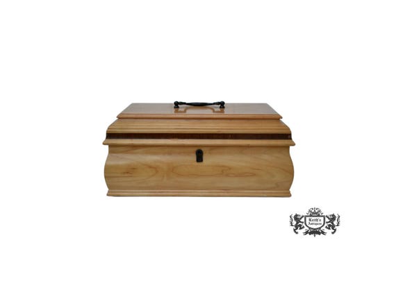 Vintage Maple Traditional Jewerly Box w/Fitted Interior & Inlaid Rosewood