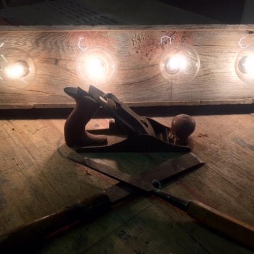The BUFFALO CREEK Rustic barn wood bar shops strip bathroom vanity light