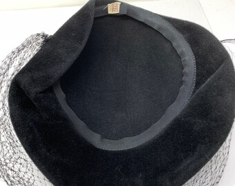Vintage Black Wool Hat Mesh Feather Rhinestone Details *READ  display picture 1