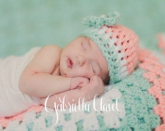 Newborn Victorian Baby Blanket /& Matching Hat; Beanie Photo Prop Baby Shower Gift Shabby Chic Grey White Crochet Granny Square