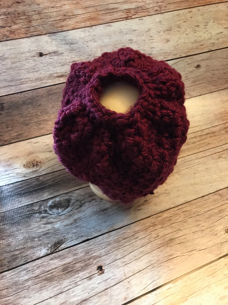 Crochet Maroon Burgundy Pinot Wine Color Ponytail Beanie Messy Bun Hat Runner Jogging Hat Skiing Hat Girl Teen Woman Winter Snow Gift