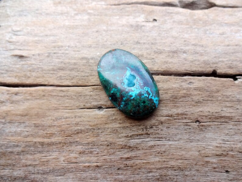 Blue Chrysocolla geode oval cabochon 30x20mm ring size cabochon