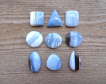 Blue Opal cabochon, Blue Owyhee Opal cabochon, round cabochon for jewelry making, gemstone cabochon, ring size cabochon