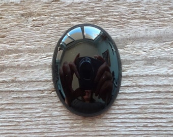 Svart agat cabochon 40 x 30 mm