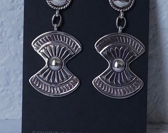 Dangle earrings // Concho dangle earrings // Navajo jewelry // Tc Indian jewelry