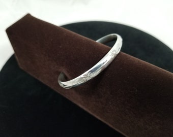 navajo silver bracelet // navajo jewelry // navajo // silver bracelet // navajo silver // pattern wire bracelet