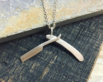 Colgante de navaja de afeitar de barbero: regalo de plata de ley hecho a mano para Sweeney Todd o cualquier entusiasta del afeitado