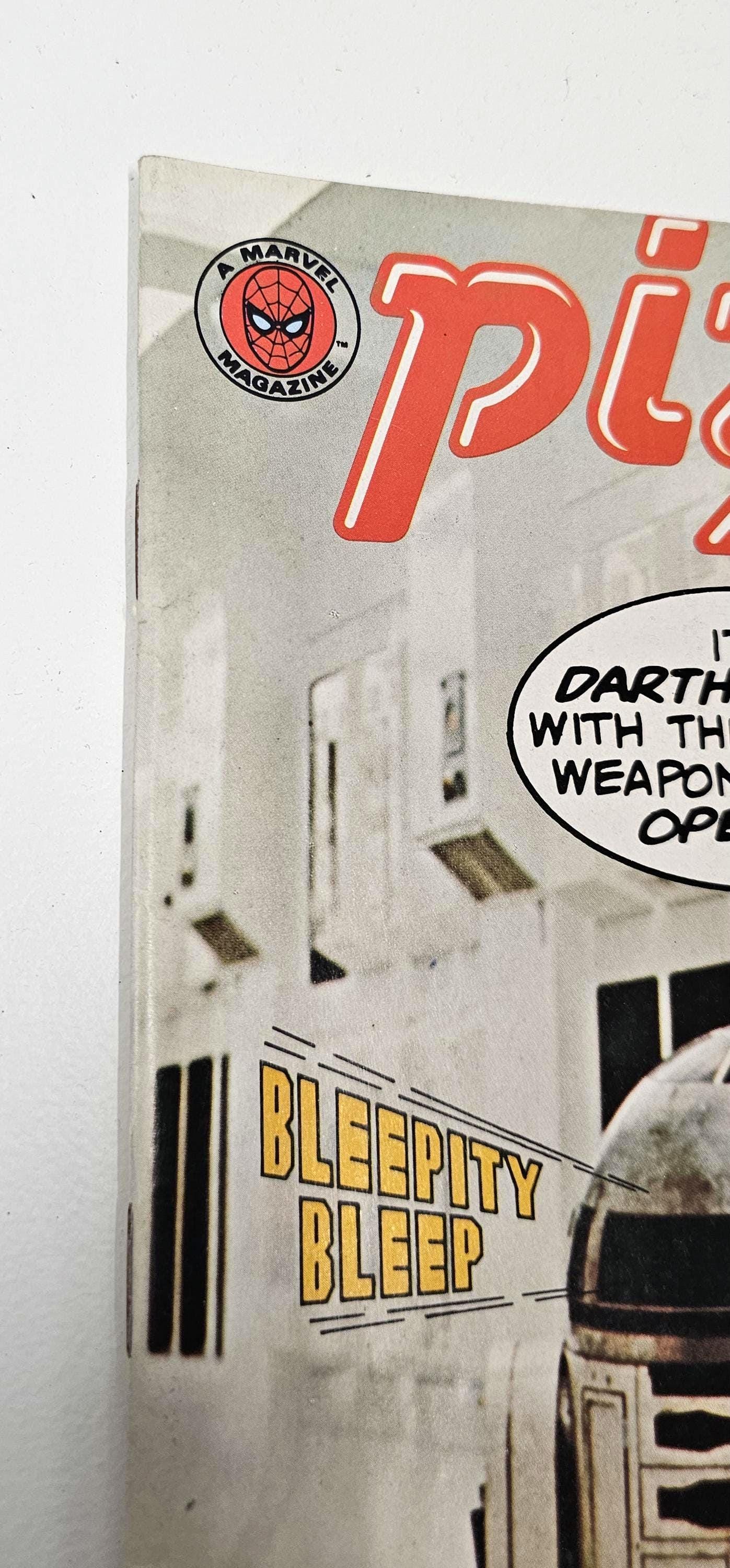 Vintage Pizzazz Star Wars Marvel Magazine October 1977 – C3PO and