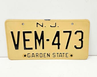 Personalized New Jersey Animal, Conserve, Shore, Yellow BICYCLE