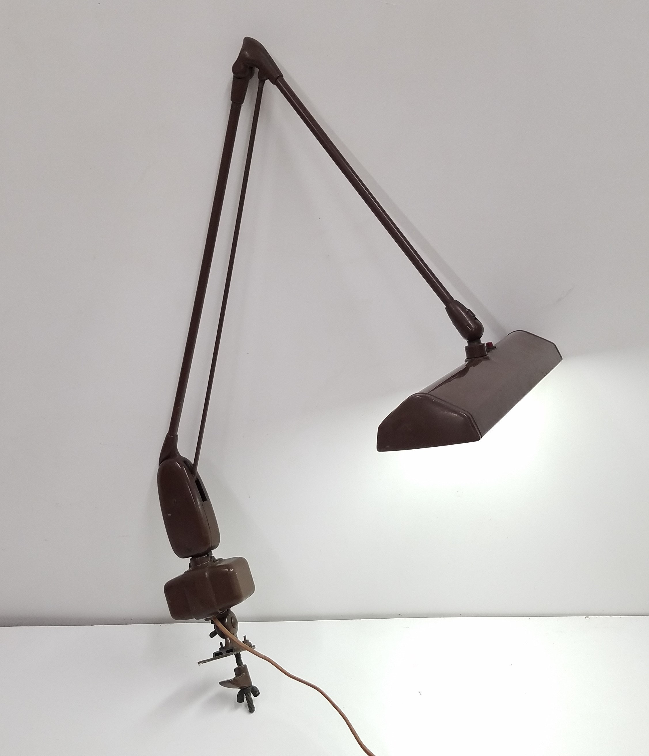 Vintage Mid-century Dazor Floating Desk Lamp: Architectural