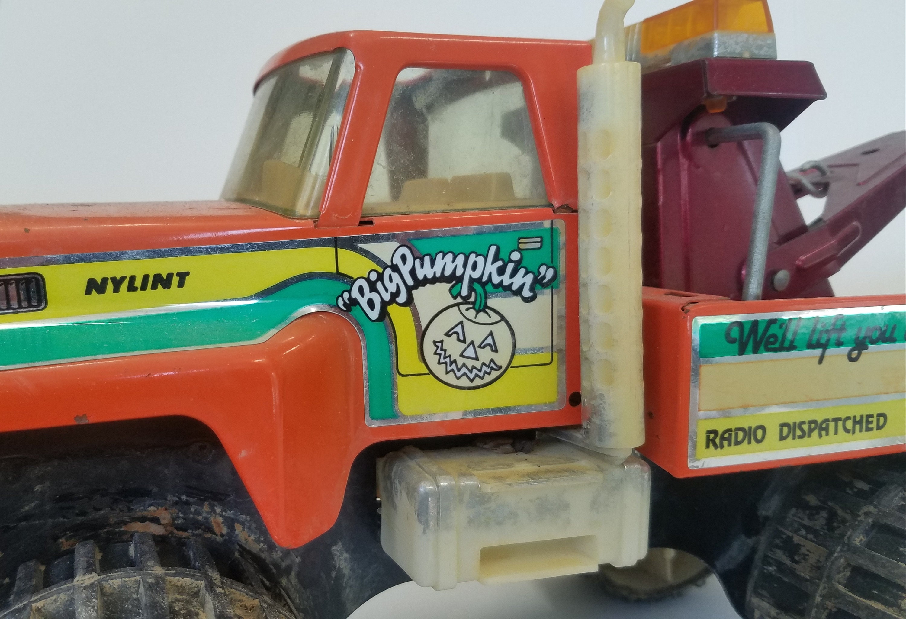 Vintage 1970's Nylint Corporation Big Pumpkin Tow Truck Pressed