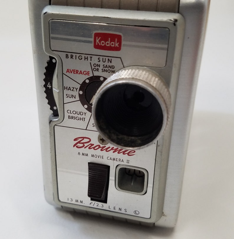Vintage Kodak Brownie Movie Camera II 8mm Movie Camera image 4