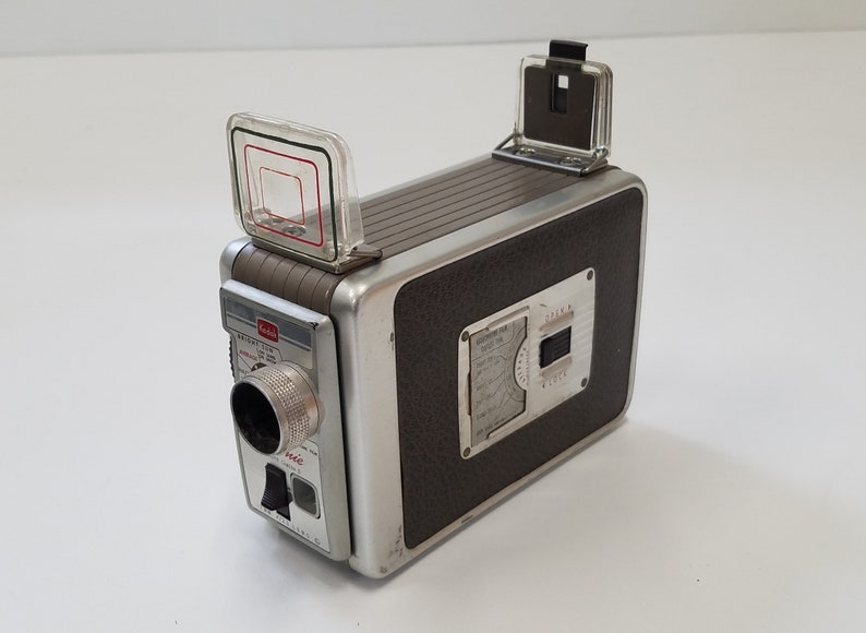 Vintage Kodak Brownie Movie Camera II 8mm Movie Camera image 2