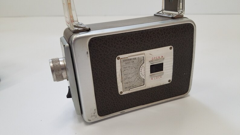 Vintage Kodak Brownie Movie Camera II 8mm Movie Camera image 3