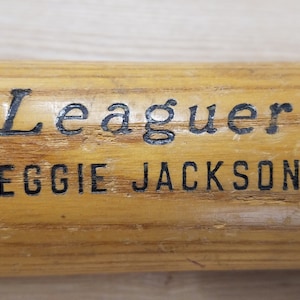 Hillerich & Bradsby Louisville Kentucky LL396 Reggie Jackson Leaguer Baseball Bat