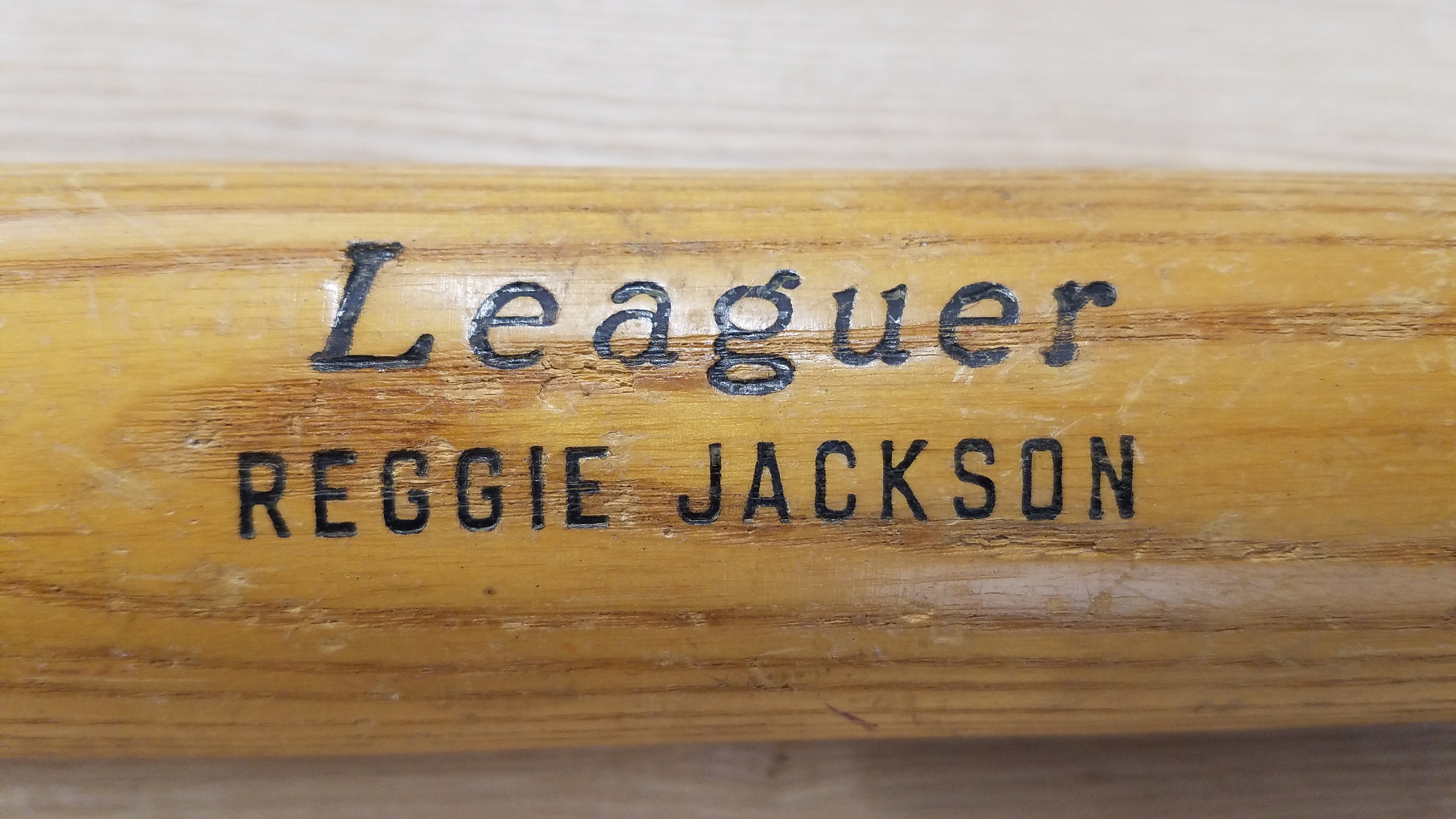 Vintage Louisville Slugger Wood Baseball Bat Signed Reggie Jackson w/Event  Flag