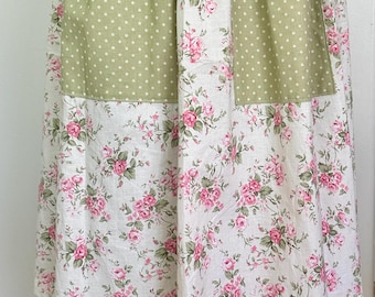 Pioneer, trek, theatre, plays, colonial, prairie, historical events, reenactments. Green dot skirt with pink floral apron set.