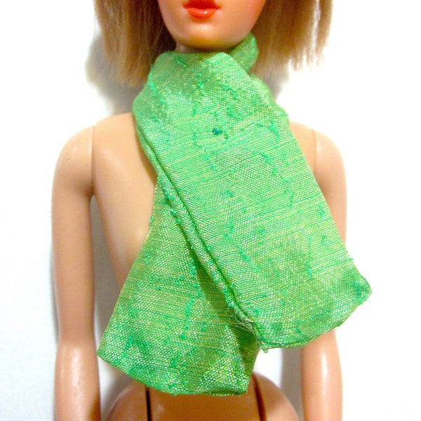 Beautiful Green Scarf with Metal Snap Closure for Barbie Doll, Vintage Barbie Scarf Fashion Accessory