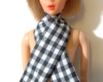 Vintage Barbie Doll Clothes: Scarf Black and White Checkered Plaid