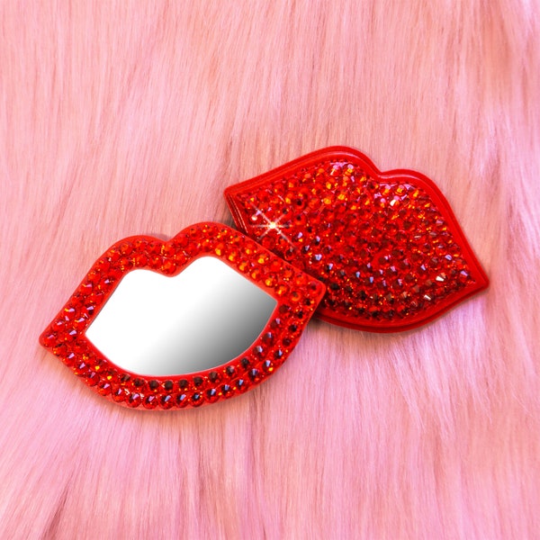 Red Egyptian Rhinestone DSL Mini Lips Shaped Beauty Compact Mirror