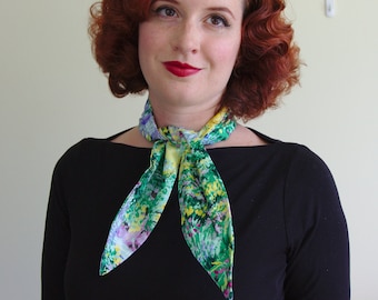 Rockabilly Style Pinup Head Scarf / Head Wrap / Rosie Wrap / Retro Style Van Gogh Watercolor Print