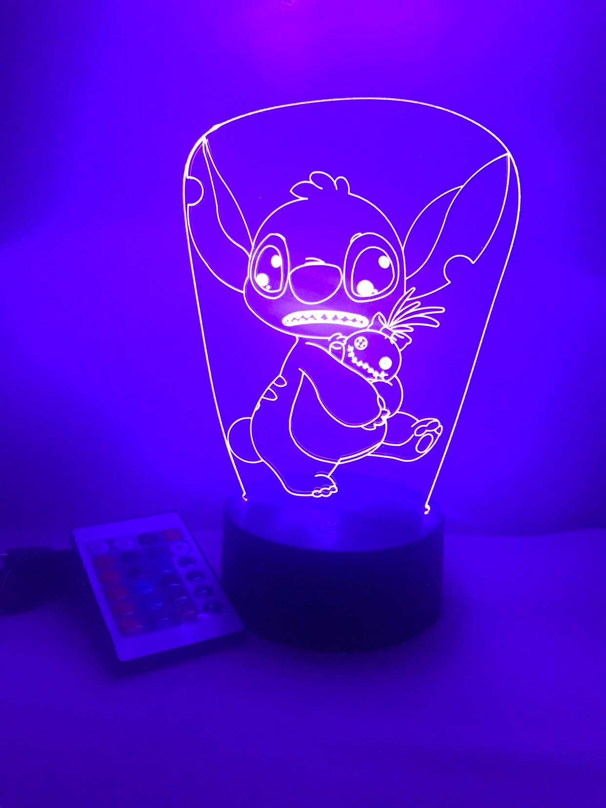 Lámpara de protección ocular CANo y Stitch, luz LED nocturna, modelo de  figura de acción con carga U zhangmengya LED