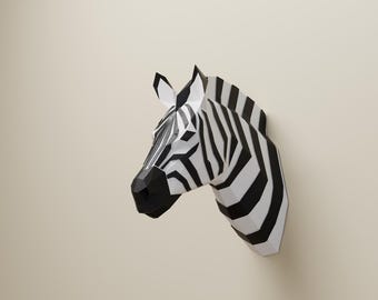 Kit de manualidades de papel para crear una cabeza de cebra: precortada, de baja poligonalidad.