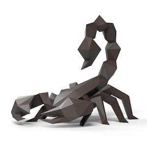 Sculpture en papier scorpion, kit de créations artisanales en papier prédécoupé, animaux sauvages faits main, décoration d'intérieur low poly, tous les accessoires inclus