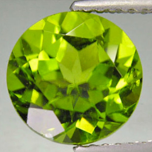 Natural Genuine Unheated Peridot Apple Green AAA Round Faceted Loose Stones for Jewelry Makings, August Birthstone Semi-Precious (1mm - 8mm)